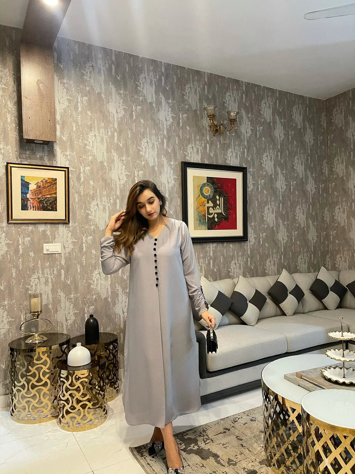 Grey button set